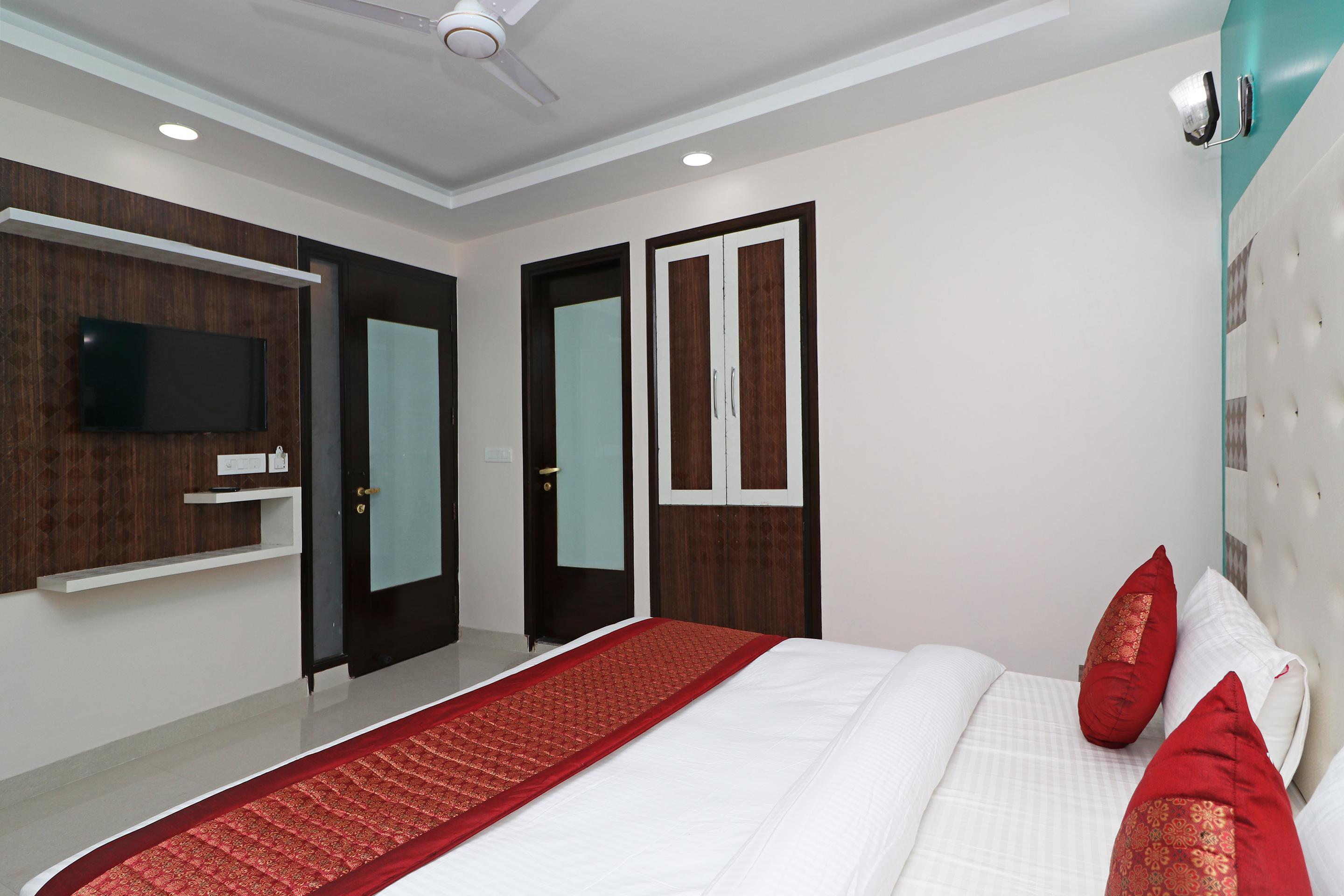 Oyo 12675 Hotel Star Inn New Delhi Exterior photo