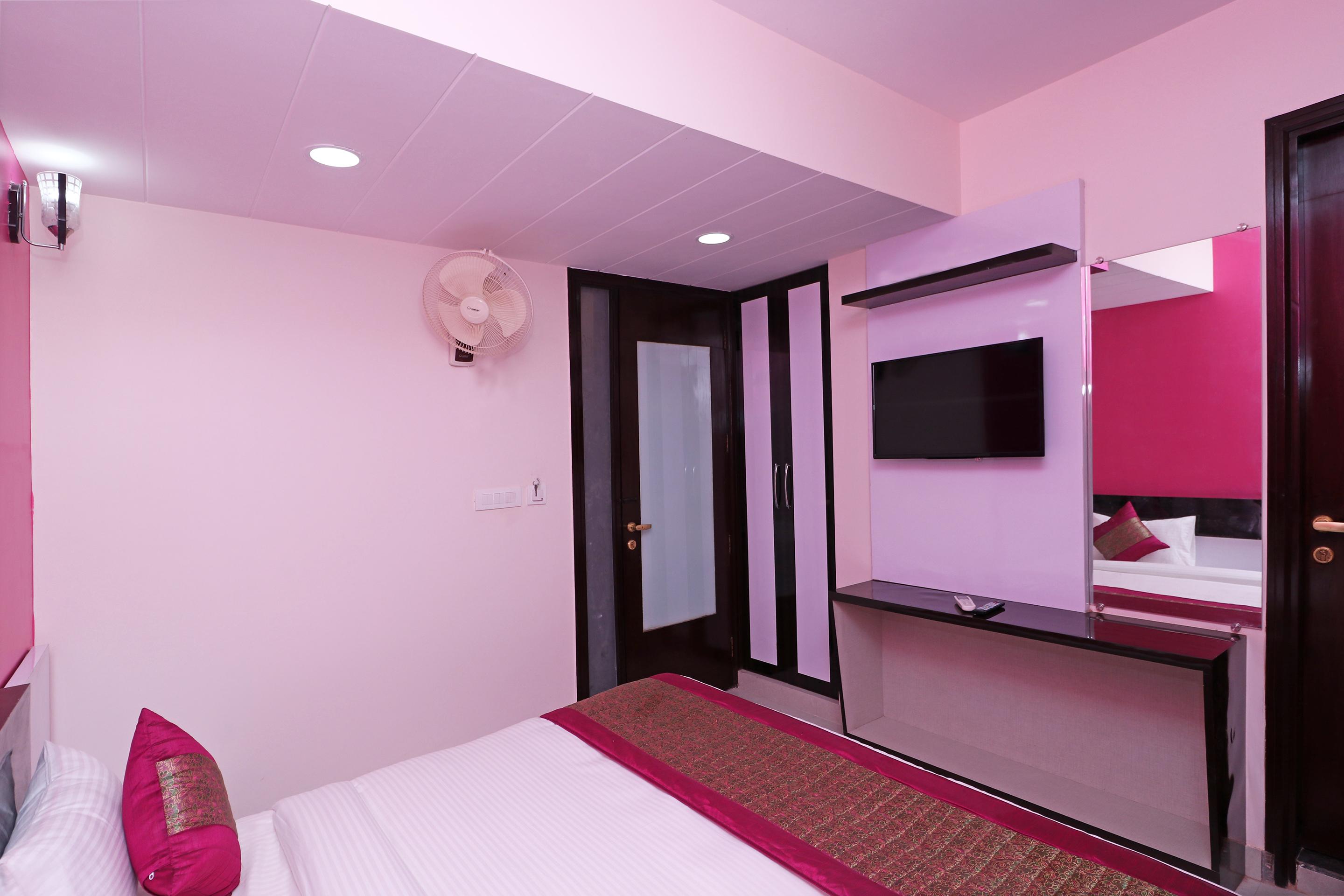 Oyo 12675 Hotel Star Inn New Delhi Exterior photo